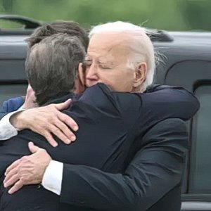 Biden_Hunter Hug.jpg