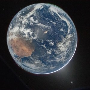 Earth from Artemis Medium.jpeg