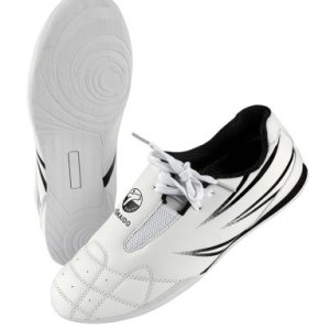 kampfsport-karate-schuhe-tokaido-athletic-weiss-015b360fdd8968e_384x543.jpg