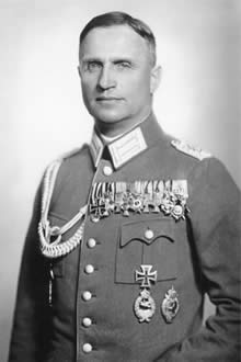 Half-Jew_General_Helmut_Wilberg.jpg