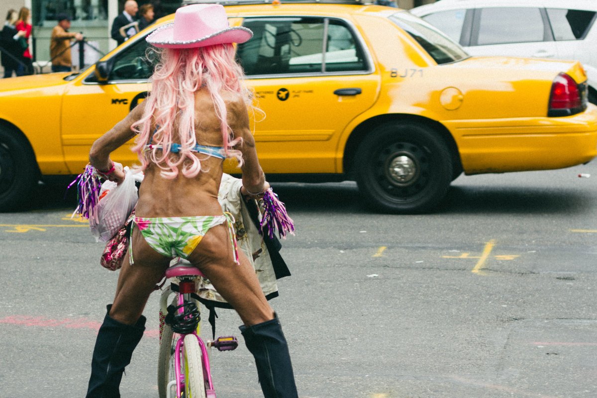 pink_hat_bike.jpg